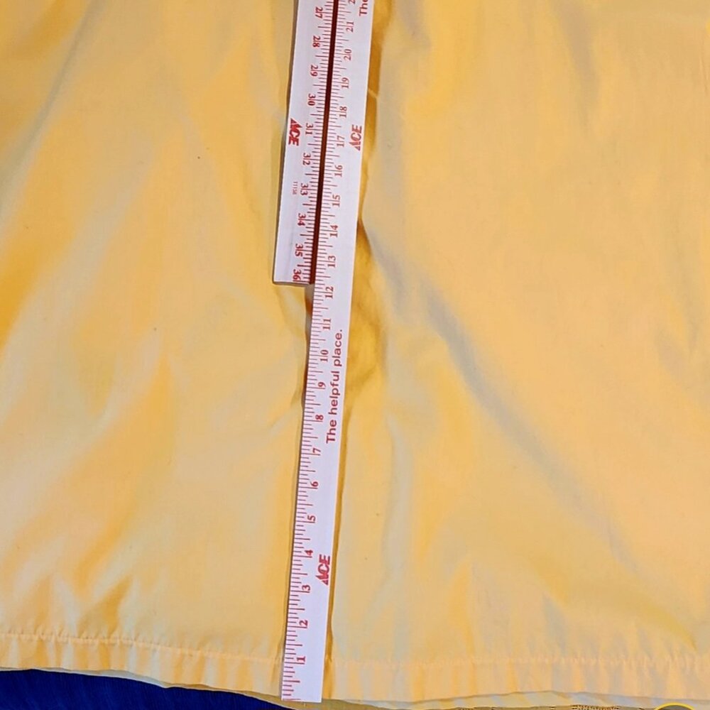 1970s London Towne yellow raincoat - Picture 7 of 9